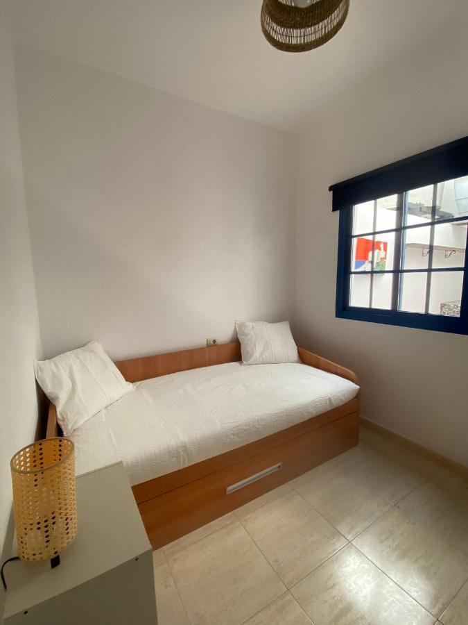 Apartamento Cerca De Las Piscinas Naturales Punta Mujeres Exterior photo