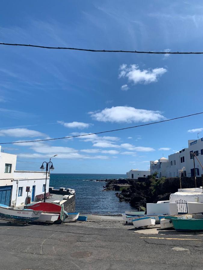 Apartamento Cerca De Las Piscinas Naturales Punta Mujeres Exterior photo